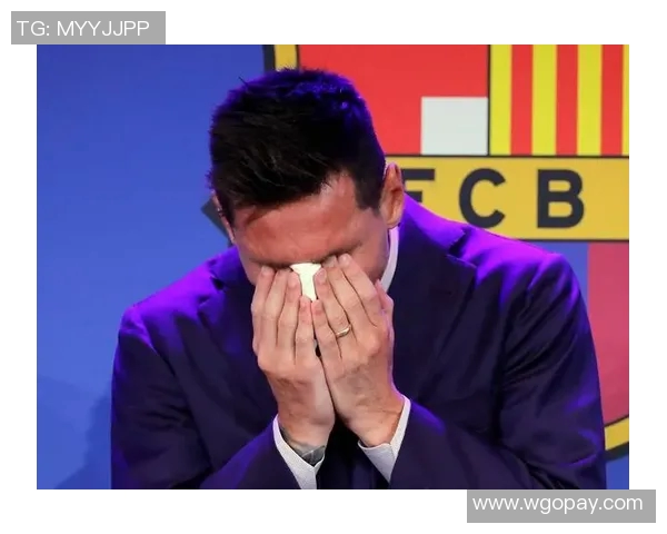 巴萨传奇球星退休，全队深夜庆祝送别，感慨终有一天踢不了足球