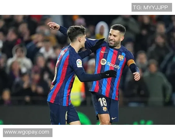 巴萨宣布签下前锋，冒险！皇马引援猛如虎，西甲争冠悬念再起！