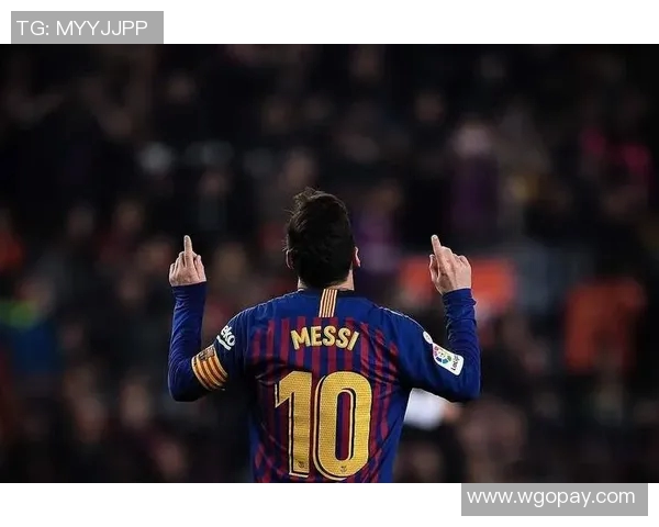 巴塞罗那官方宣布梅西转会巴黎圣日耳曼，引发球迷热议