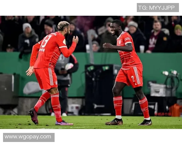 拜仁8连胜,逆转擒下弗赖堡! 拜仁8连胜,逆转擒下弗赖堡!