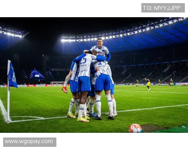 柏林联队德甲连胜,阔步向着冠军之路前行 柏林联队德甲连胜,阔步向着冠军之路前行