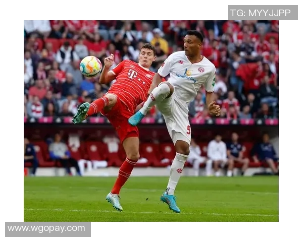 拜仁慕尼黑大胜，重新登顶德甲！