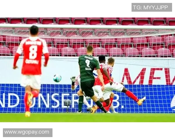 德甲新赛季实力逐显各队激战不断助推联赛格局变化