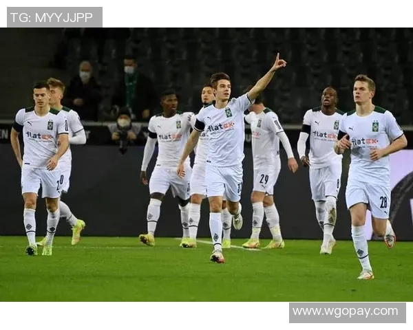 法兰克福客场不败,德甲中游位置稳固——球队韧性与战略的双重胜利 法兰克福客场不败,德甲中游位置稳固——球队韧性与战略的双重胜利