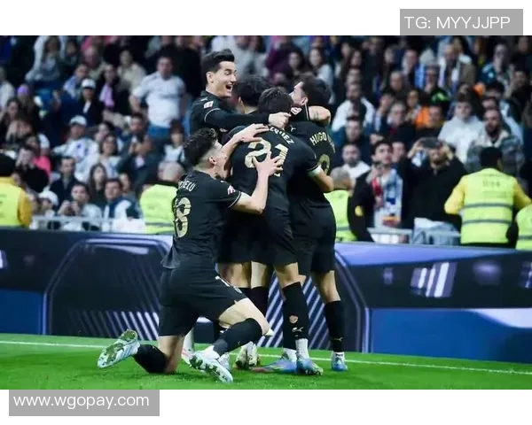 皇马客场大胜瓦伦西亚，连续胜利有望重返联赛前列