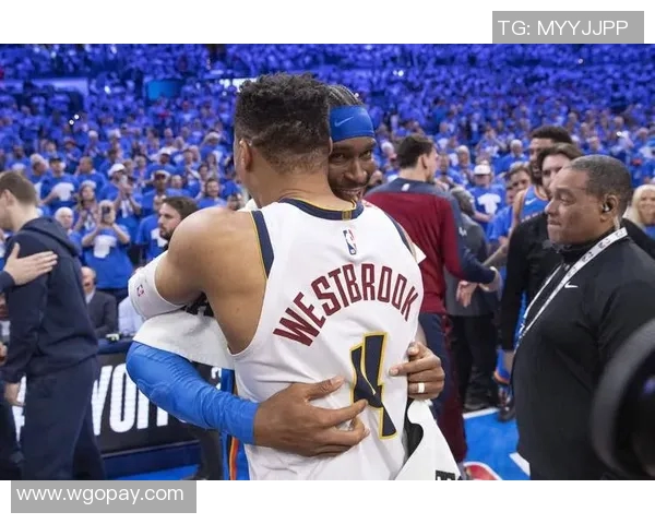 掘金队负于雷霆队,季后赛希望出现暗影