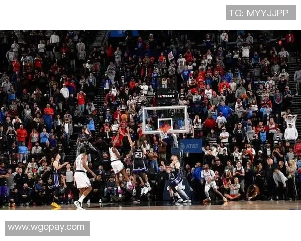 快船队客场战胜开拓者，球队重拾信心备战下一场比赛