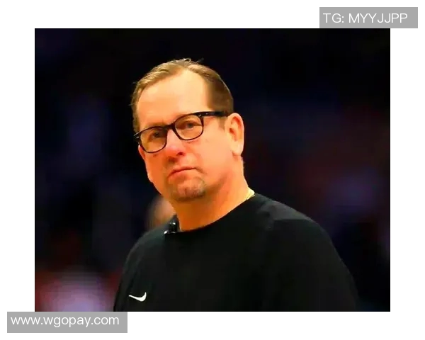 快船主场惨败76人，赛季开局失利