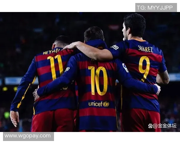 维拉利尔逆转巴萨,赢得西甲冠军,历史性一刻让球迷狂欢 维拉利尔逆转巴萨,赢得西甲冠军,历史性一刻让球迷狂欢