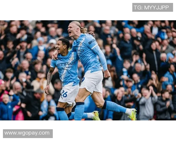 英超最新视频集锦：曼城横扫热刺、利物浦险胜切尔西等精彩瞬间分享