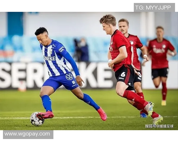 沙尔克04客场大胜压倒奥格斯堡取得关键胜利