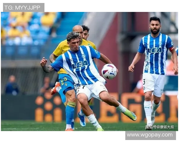 塞维利亚遭拉斯帕尔马斯逼平,客场失分放大差距,争夺欧冠资格压力增大 塞维利亚遭拉斯帕尔马斯逼平,客场失分放大差距,争夺欧冠资格压力增大