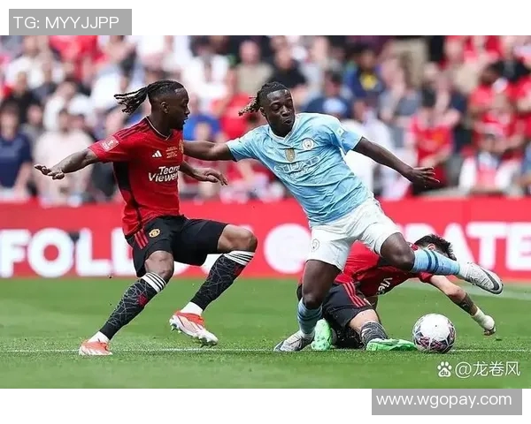 英超赛场激烈角逐，曼联逆袭战平切尔西，瓜帅魔术仍无解!